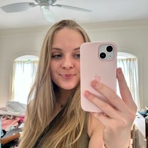 Meet your Posher, Annie